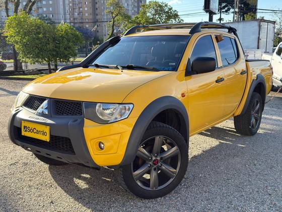 MITSUBISHI L200 SAVANA 3.2 4X4 16V TURBO INTERCOOLER DIESEL 4P MANUAL